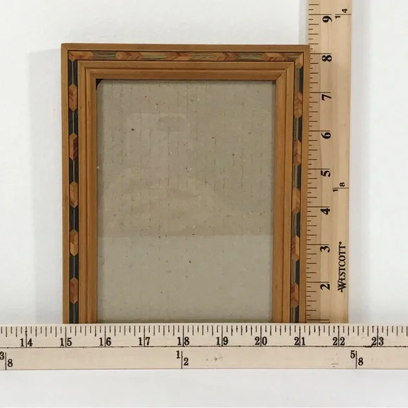 Vintage Fetco 5x7" Wooden Picture Frame with Decorative Inlay Dovetail Joint - Picture 3 of 15